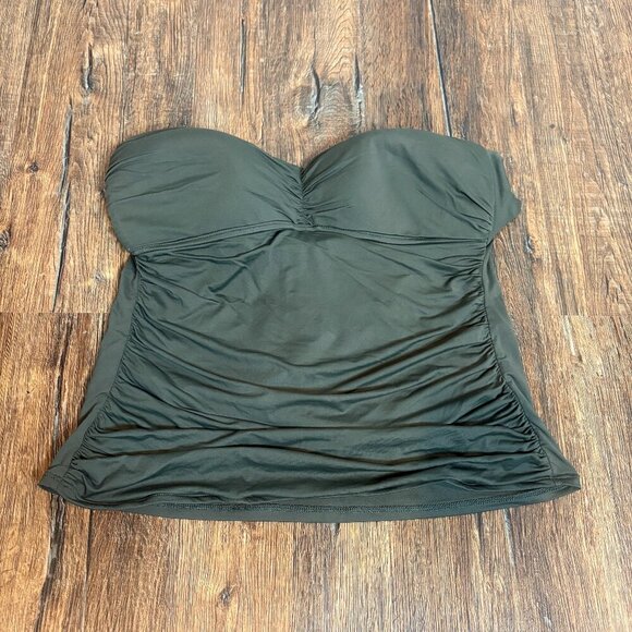 La Blanca Island Goddess Shirred Convertible Tankini Top Forest Green - Picture 5 of 5